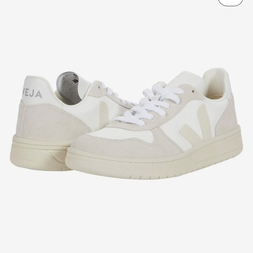 Veja V-10 Women’s